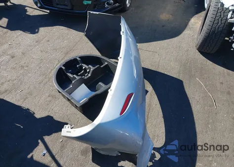 2013 Hyundai Elantra Gls z USA, uszkodzony, nr VIN 5NPDH4AEXDH402399